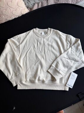 Lululemon Cream Unisex Crewneck Sweater XS